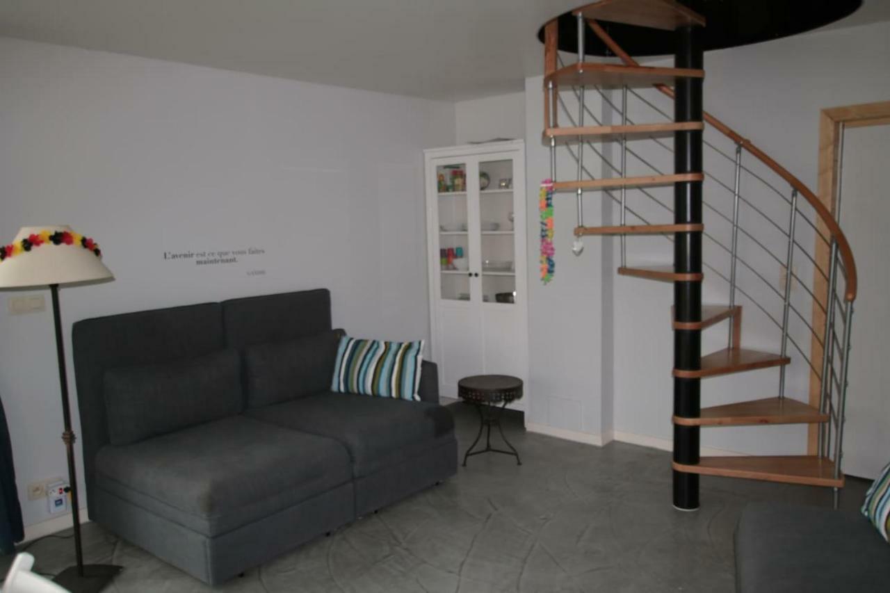 Studio Confortable A La Campagne Et Proche De La Ville Walhain-Saint-Paul Εξωτερικό φωτογραφία
